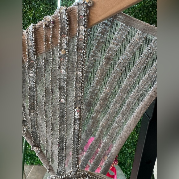 NWT Adrianna Papell silver beaded gown - Picture 6 of 12